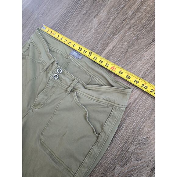 Torrid Olive Green Stretch Capri Pants Women’s Plus Size 20 Utility Crop Comfort - Picture 7 of 8